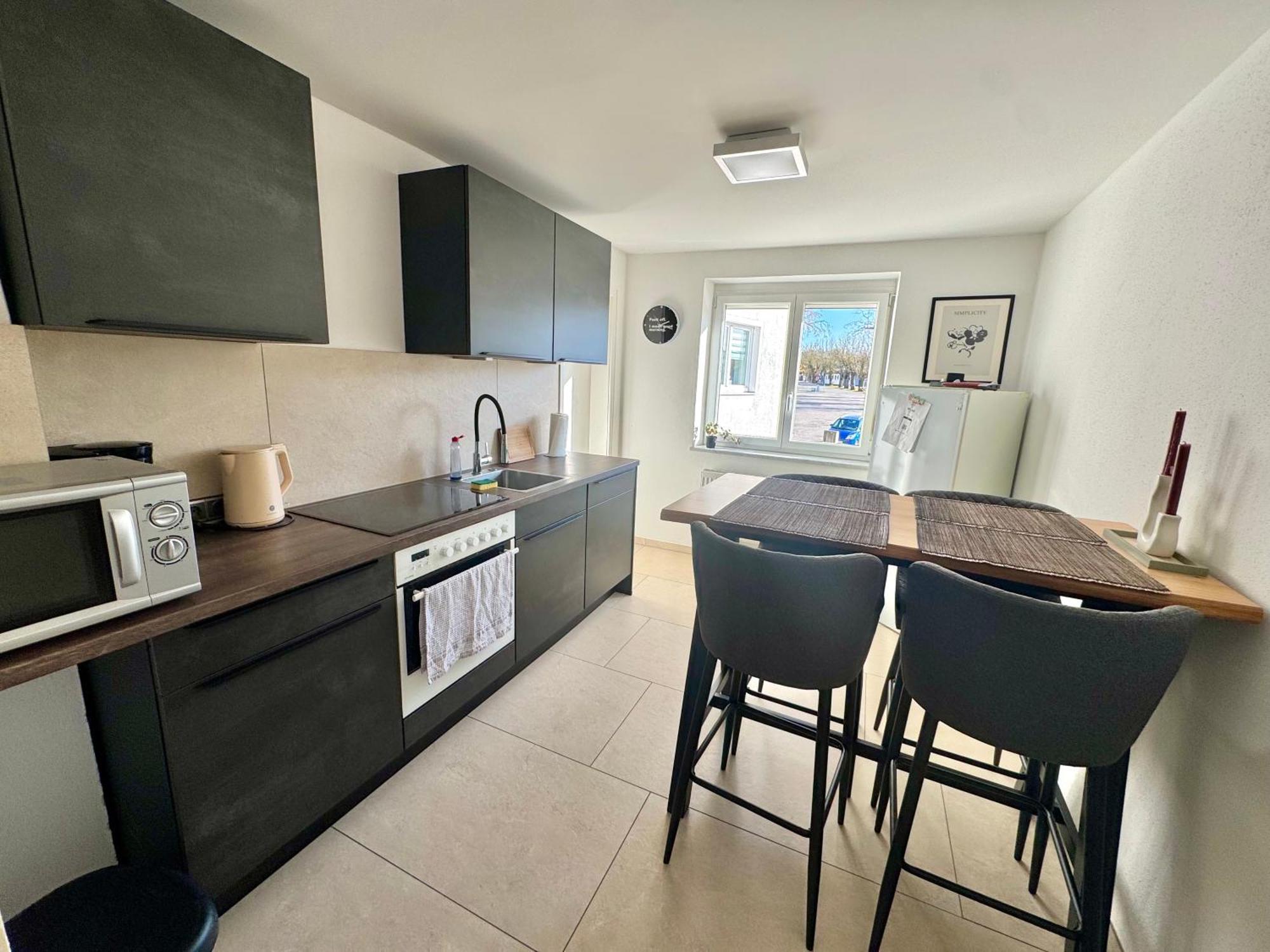 3 Zimmer Apartment Mit Flussblick - Self Check-In Eggenfelden Kültér fotó